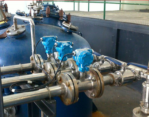 遠(yuǎn)傳液體渦輪流量計(jì)工作現(xiàn)場(chǎng)圖